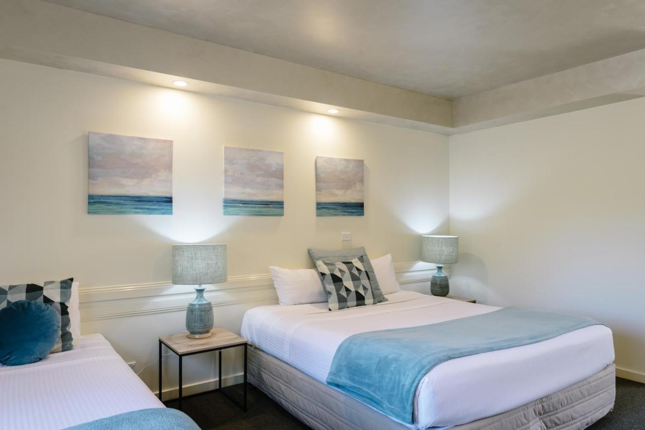 Fairways Resort Rosebud Bagian luar foto