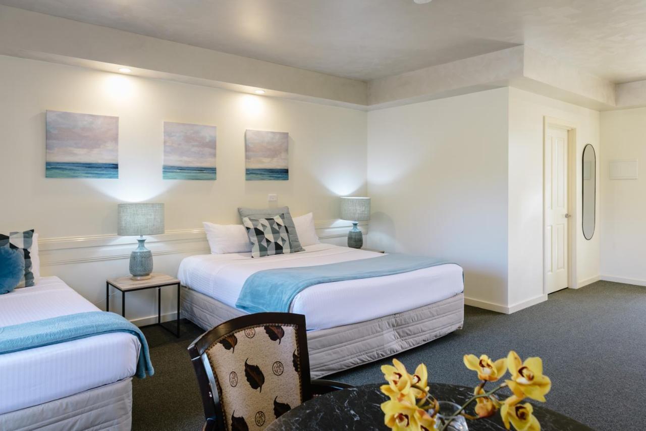 Fairways Resort Rosebud Bagian luar foto